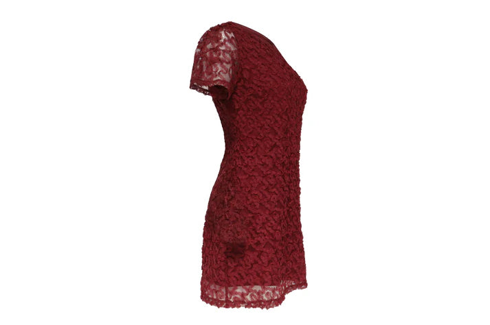 The Red Lace Mini — 'The Holiday'